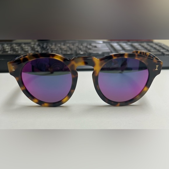 Illesteva Tortoise Sunglasses with Pink Lenses main image 4